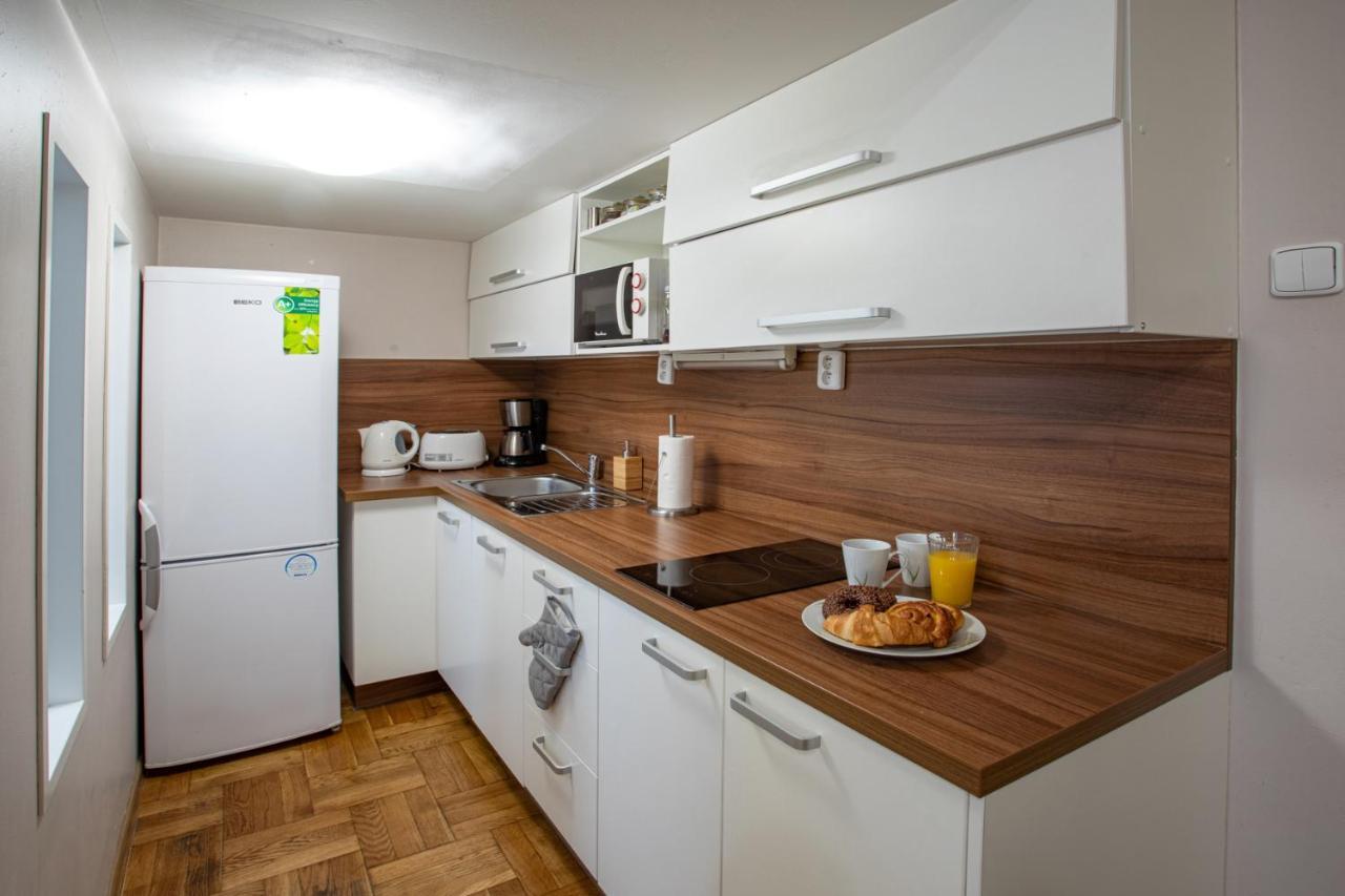 Michalska Apartment Praha Bagian luar foto